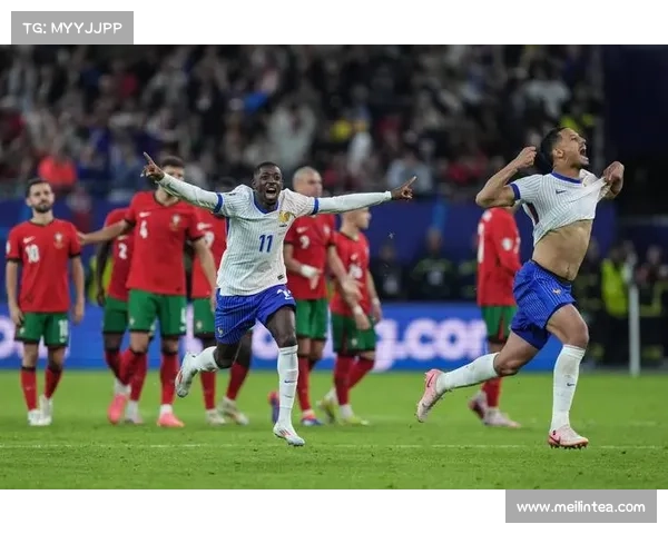 奥巴梅扬与法国队的抉择与心路历程分析：足球背后的文化与身份选择